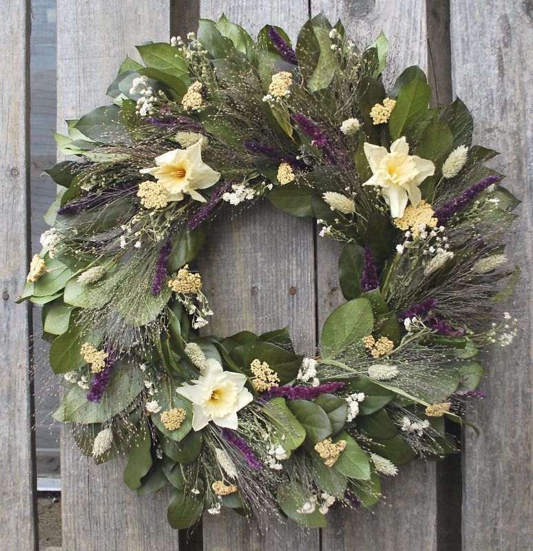 Spring Bouquet Wreath Door Wreath With Dried Daffodils  