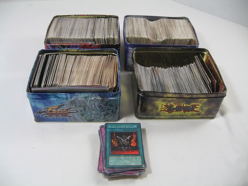 YUGIOH MIXED LOT TONS OF CARDS ***LOOK***  